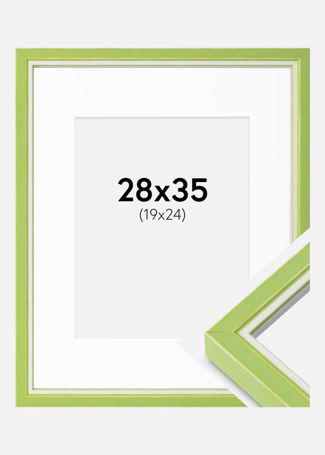 Okvir Diana Svijetlo zelena 28x35 cm - Paspartui Bijela 20x25 cm