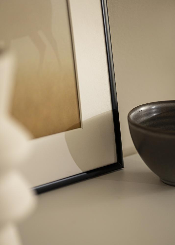 Okvir Scandi mat Crna 60x70 cm - Paspartui Bijela 20x24 inča