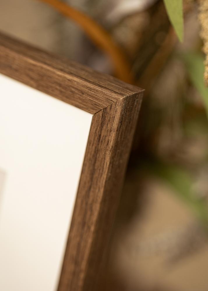 Okvir Ares orah 28x35 cm - Paspartui Bijela 18x25 cm