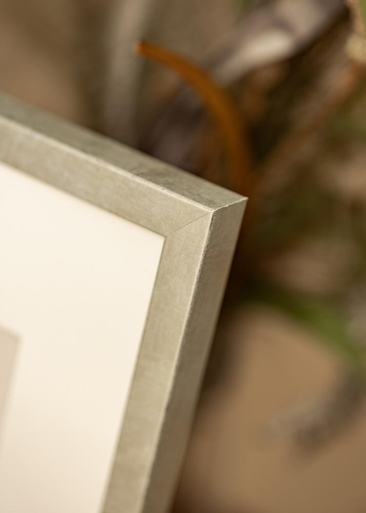 Okvir Ares Srebro 24x30 cm - Paspartui Bijela 7x9 inča