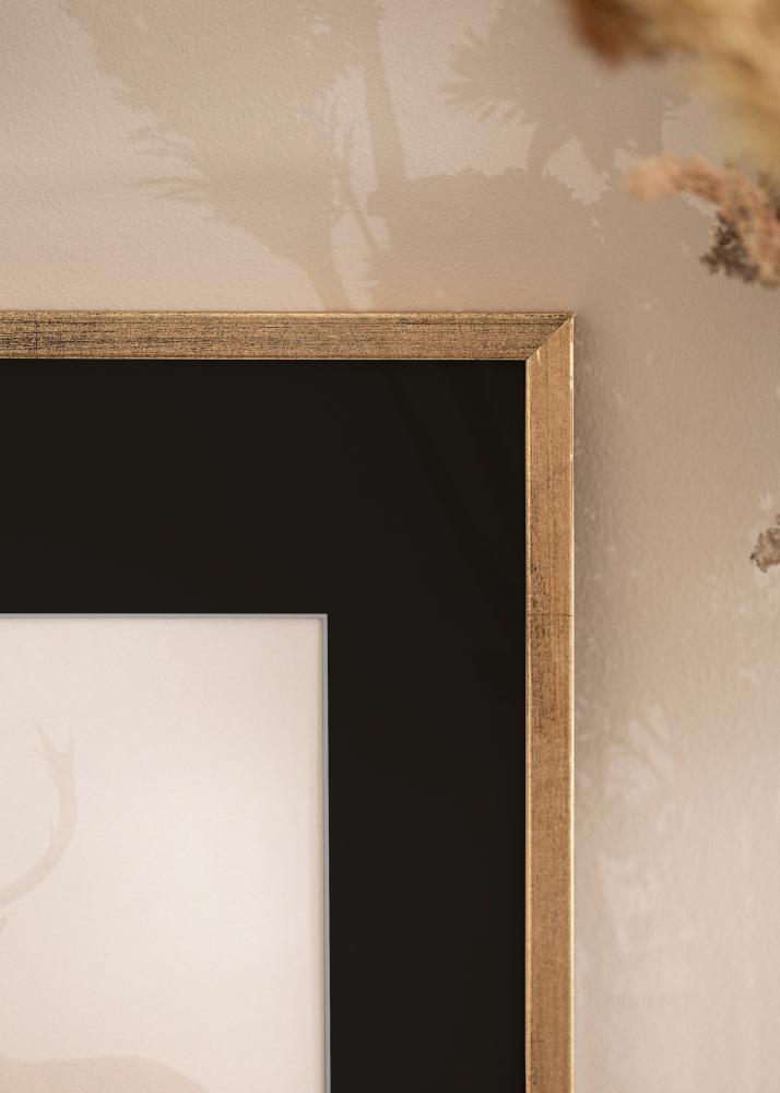 Okvir Galant Zlato 30x40 cm - Paspartu Crno 18x27 cm