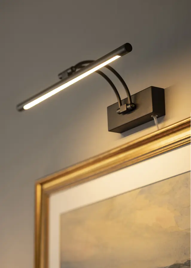Gunnebo V962 LED rasvjeta za slike 37 cm - Crno