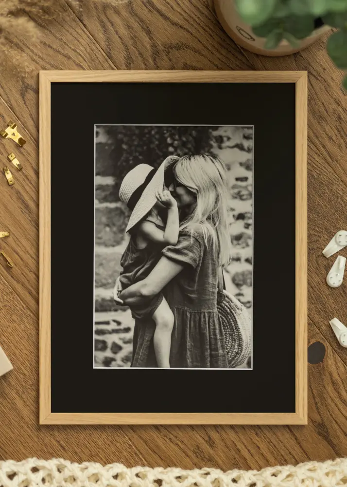 Okvir Edsbyn Hrast 32x45 cm - Paspartu Crno 10x12 inches