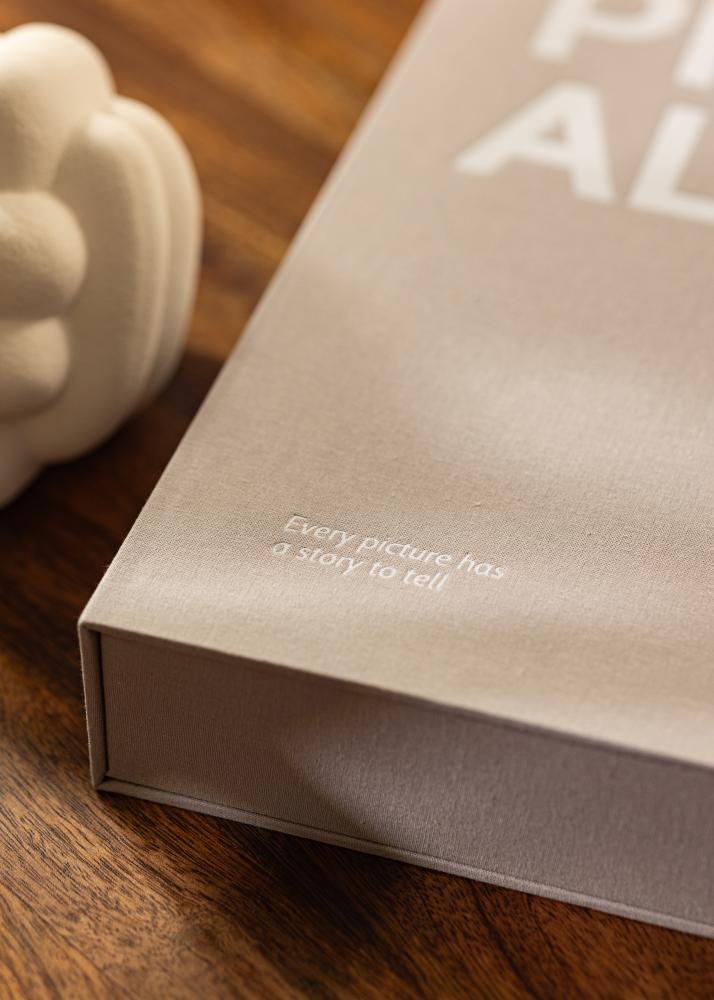 KAILA PHOTO Album Grey - Coffee Table Photo Album (60 Crne Stranice)