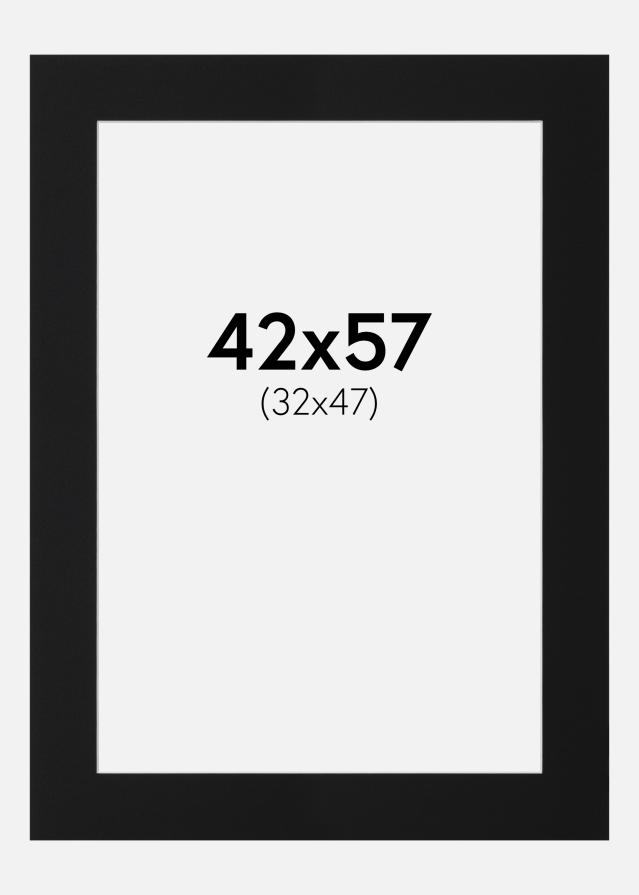 Paspartu Crni Standard (Bijela Jezgra) 42x57 cm (32x47)