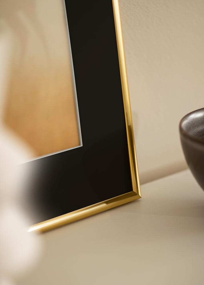 Okvir Victoria Zlato 50x70 cm - Paspartu Crno 33x56 cm