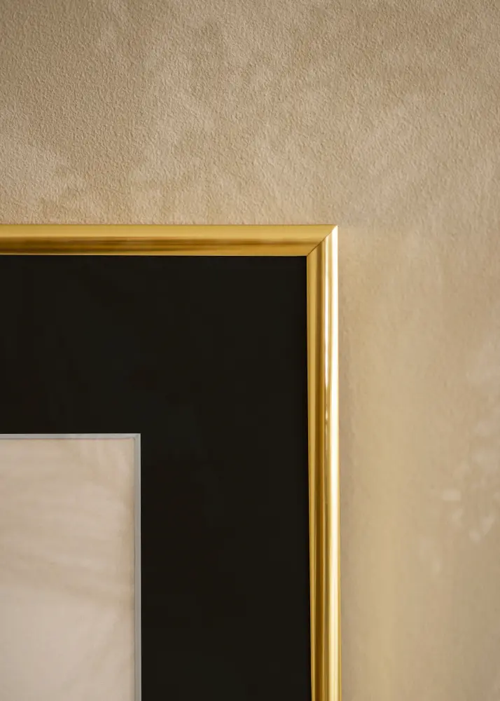 Okvir Victoria Zlato 70x100 cm - Paspartu Crno 59,4x84 cm (A1)
