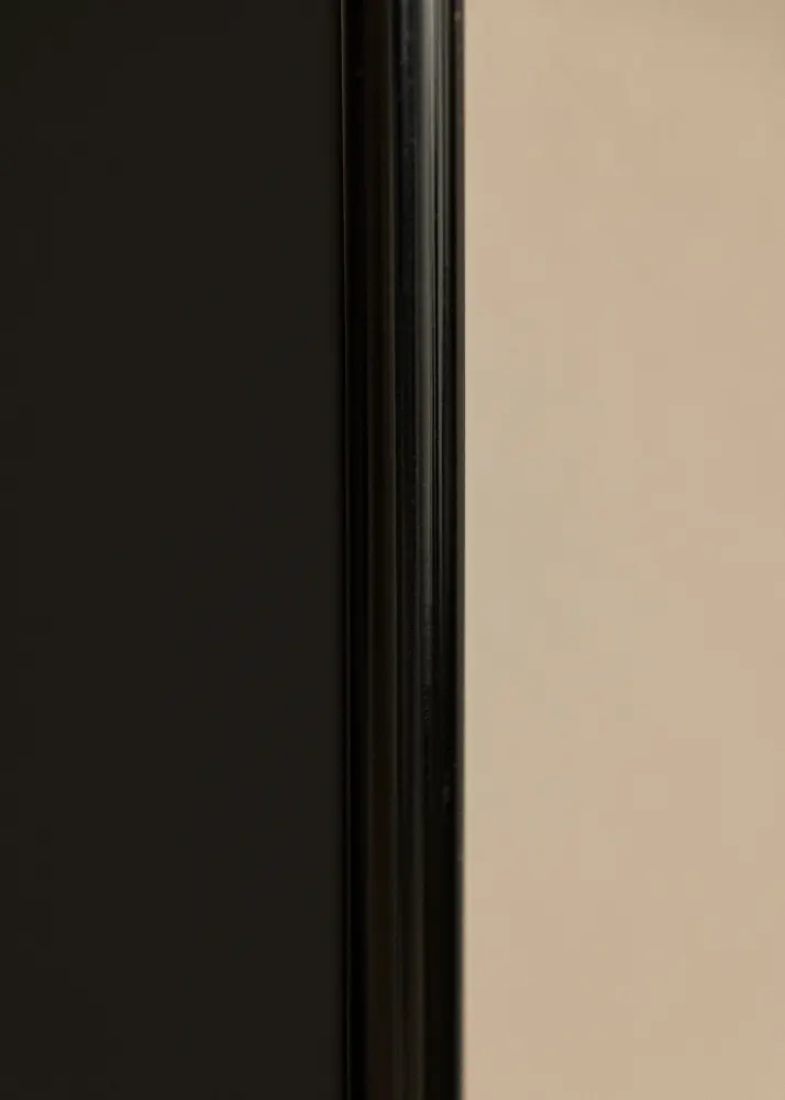 Okvir Victoria Crno 70x100 cm - Paspartu Crno 59,4x84 cm (A1)