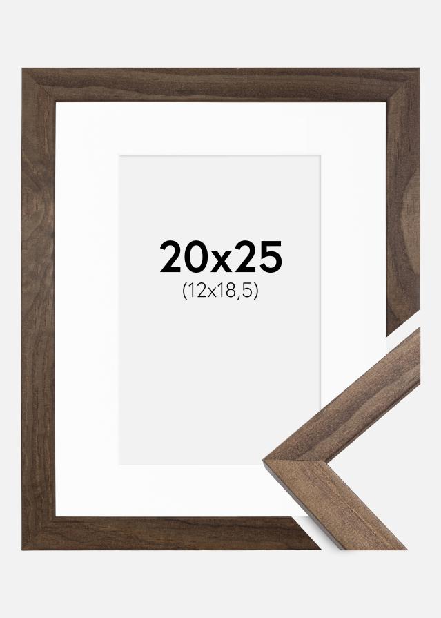 Okvir Profinjeni Orah 20x25 cm - Paspartu Bijelo 13x19,5 cm