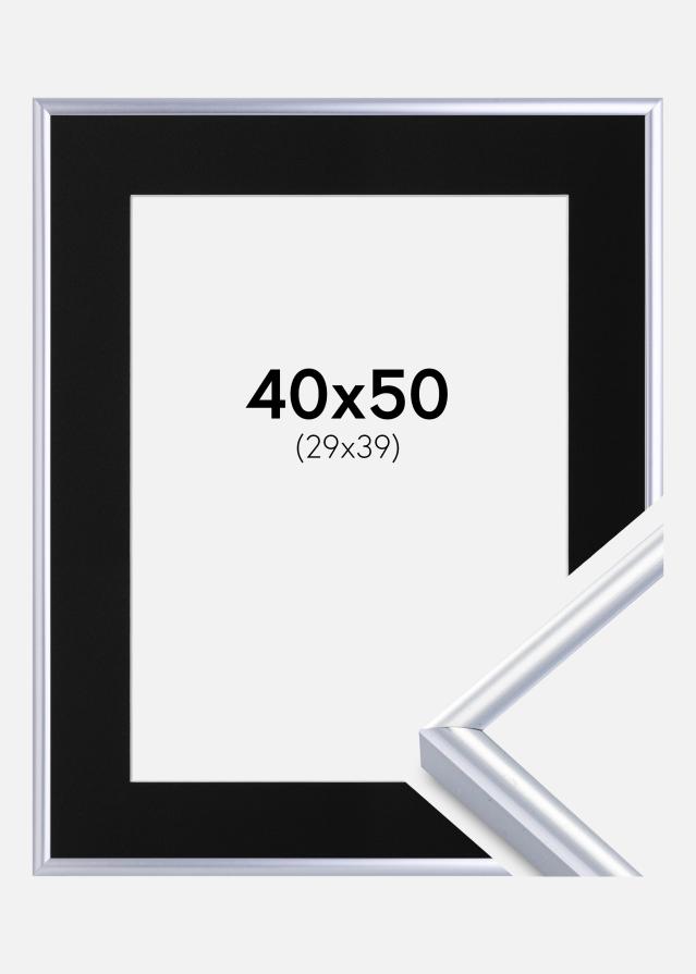 Okvir Victoria Srebro 40x50 cm - Paspartu Crno 30x40 cm