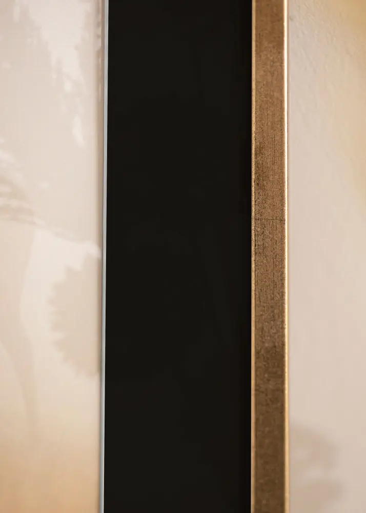 Okvir Galant Zlato 50x70 cm - Paspartu Crno 42x59,4 cm (A2)